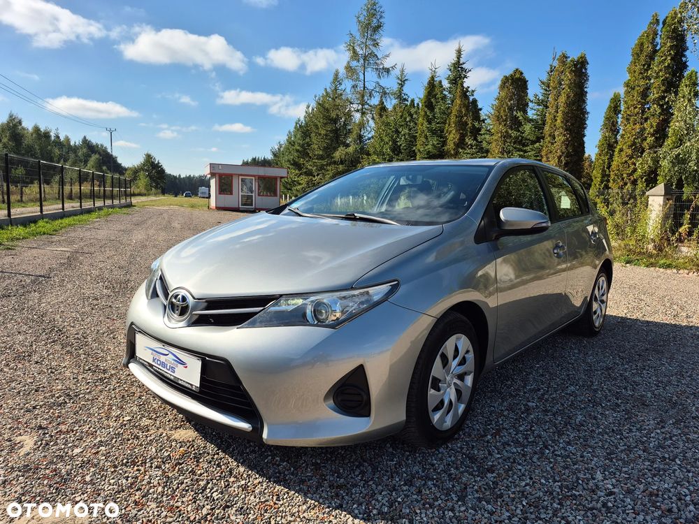 Toyota Auris 1.33 VVT-i Premium - 35