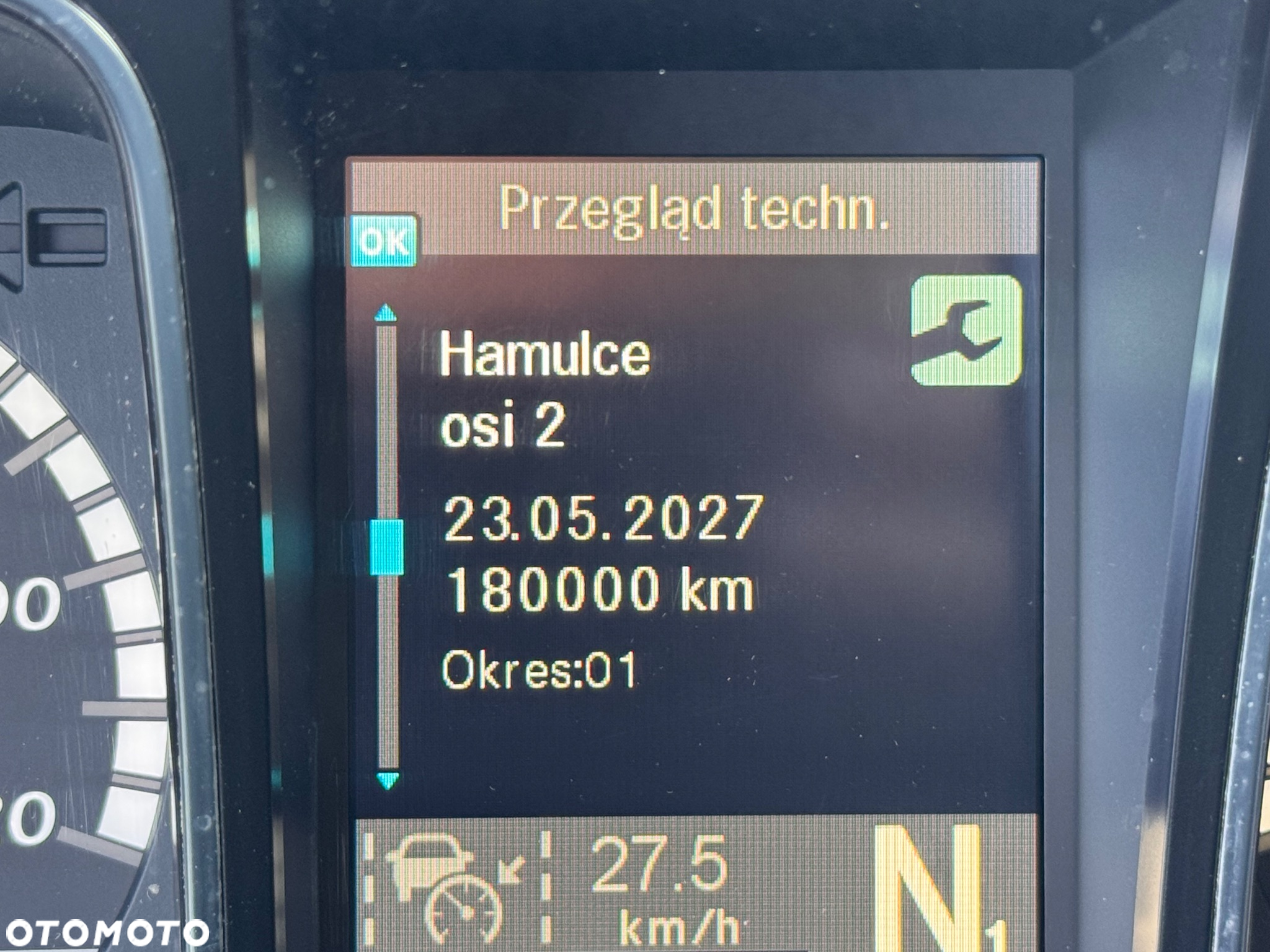 Mercedes-Benz ACTROS - 11