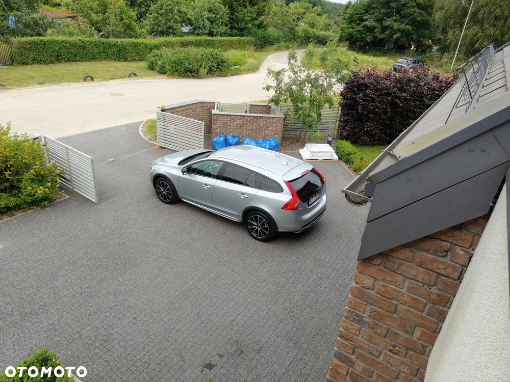 Volvo V60 Cross Country T5 AWD Momentum - 18