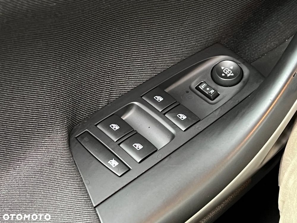 Opel Astra 1.2 T Elegance S&S - 16