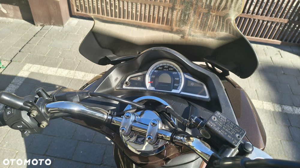 Honda PCX - 7