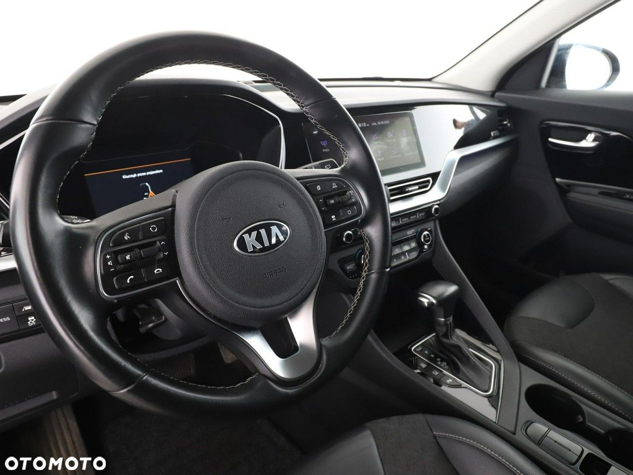 Kia Niro 1.6 GDI PHEV 2WD Edition 7 - 14