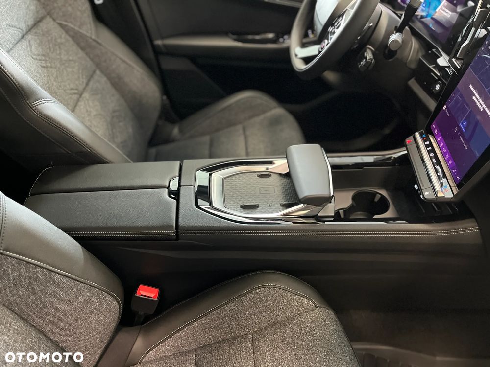 Renault Rafale 1.2 E-Tech Full Hybrid 200 Techno MMT - 13