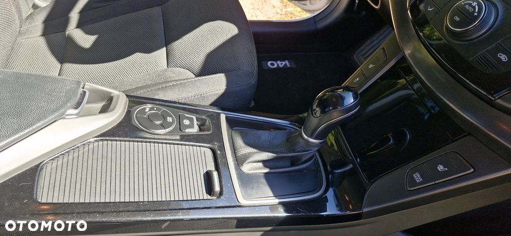 Hyundai i40 Kombi 1.7 CRDi DCT Premium - 11