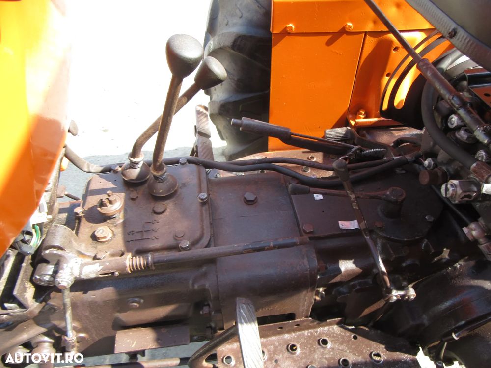 UTB Universal 640 DTC - 10