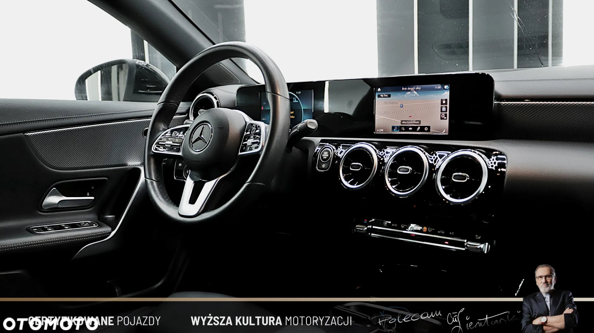 Mercedes-Benz CLA 250 Progressive 7G-DCT - 14