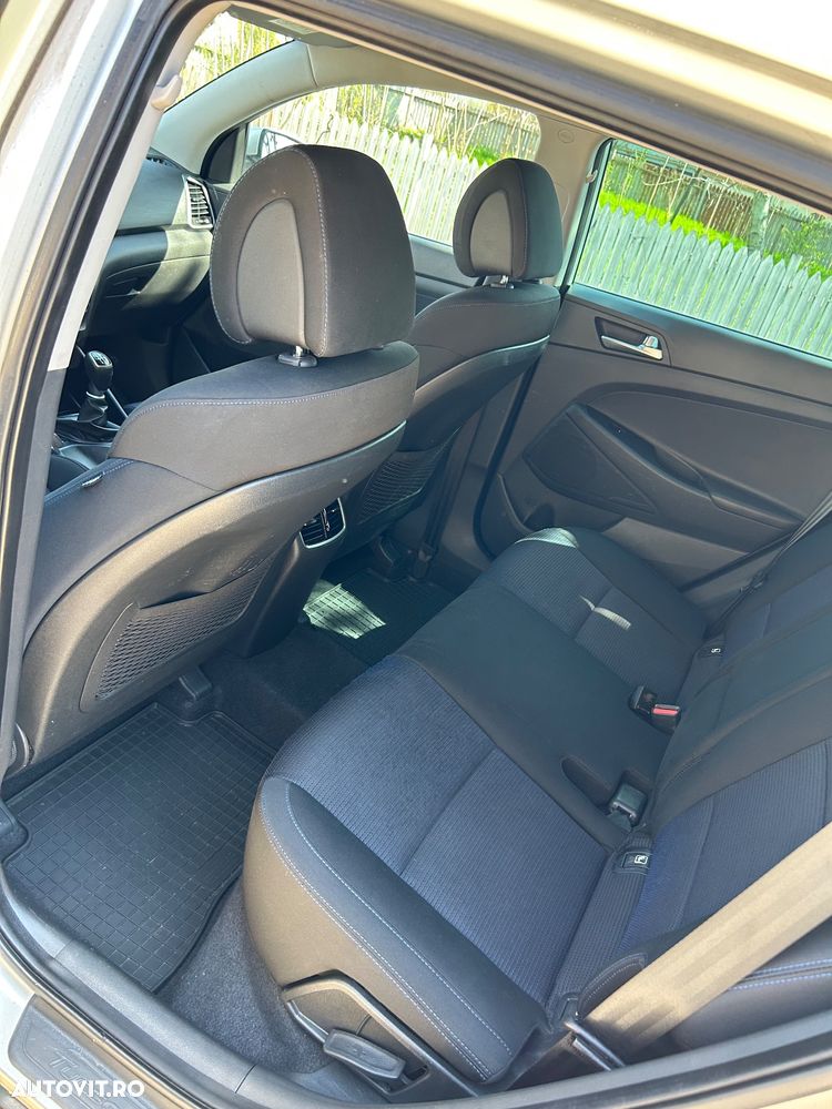 Hyundai Tucson 2.0 CRDI 4WD Premium - 6