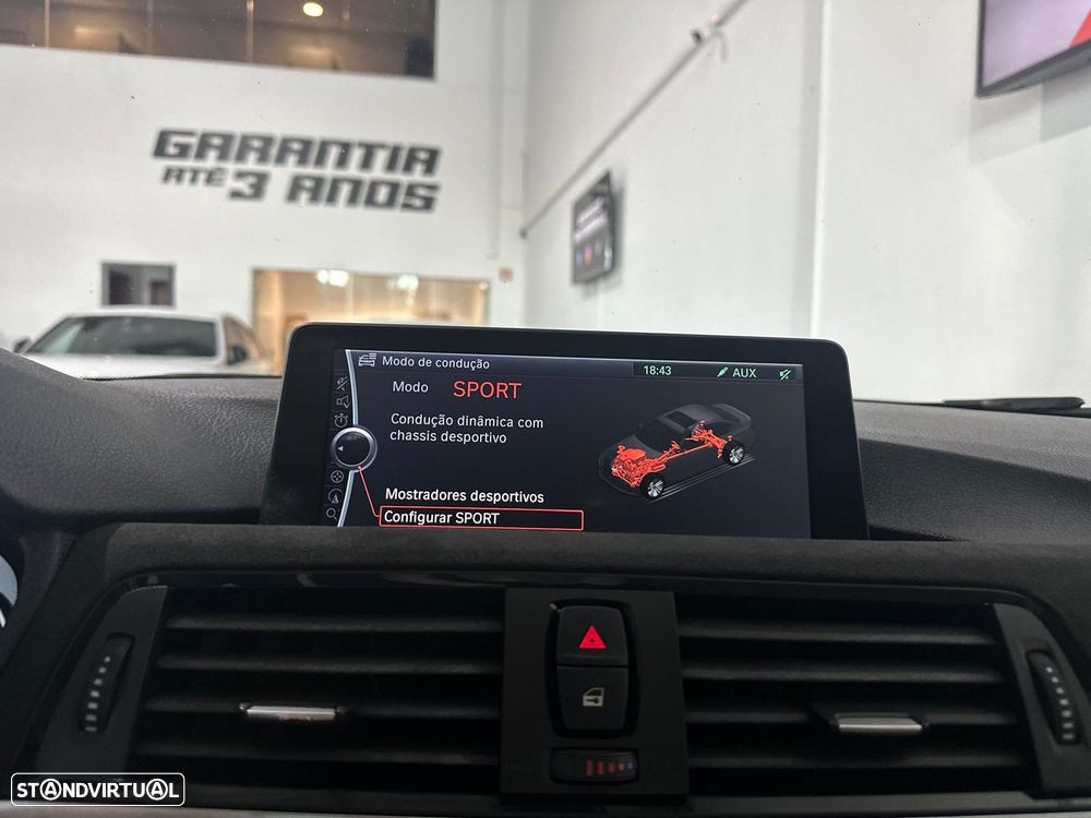 BMW 328 i Auto Pack M - 37