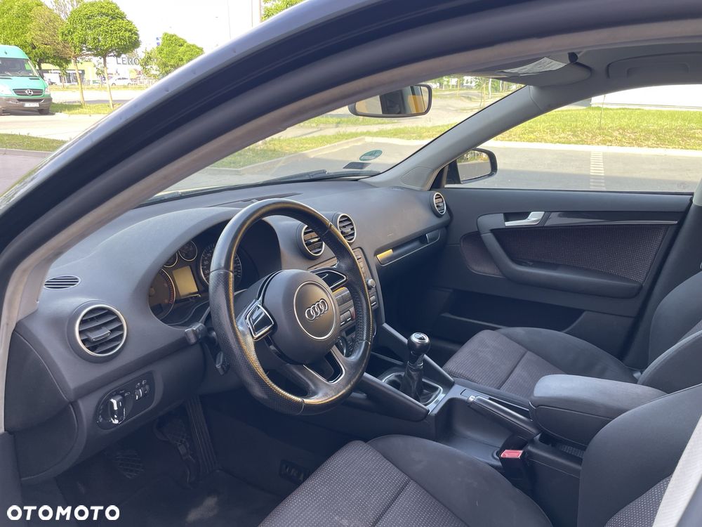 Audi A3 Sportback - 6