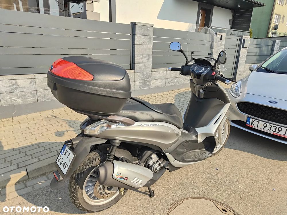 Piaggio Beverly - 18