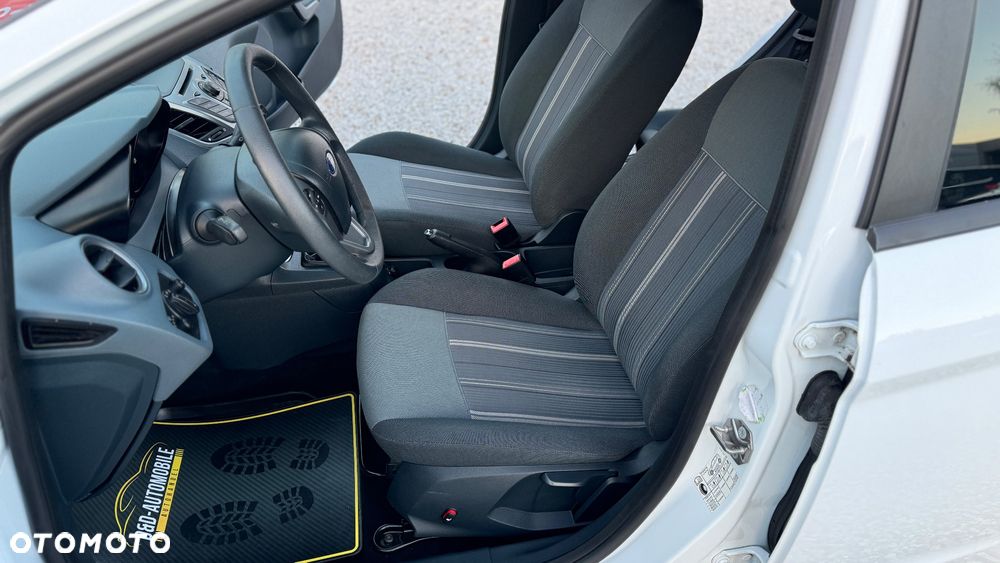Ford Fiesta 1.4 Trend - 26