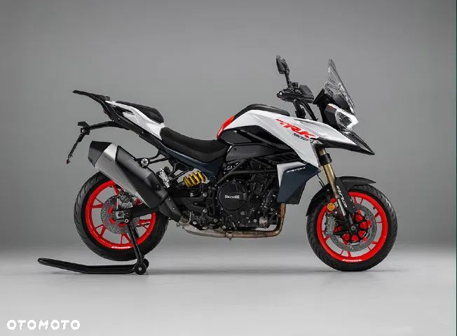 Benelli Inny - 3