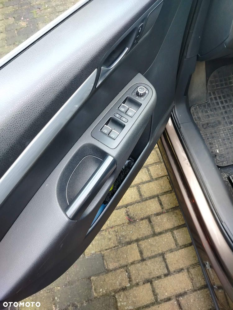Volkswagen Sharan - 15