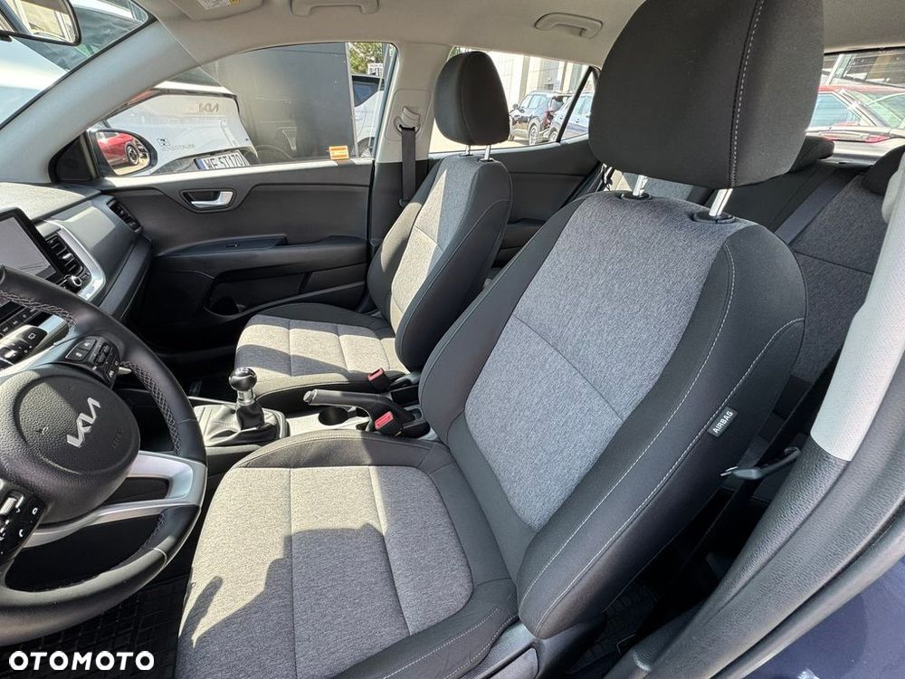 Kia Stonic 1.2 M - 11