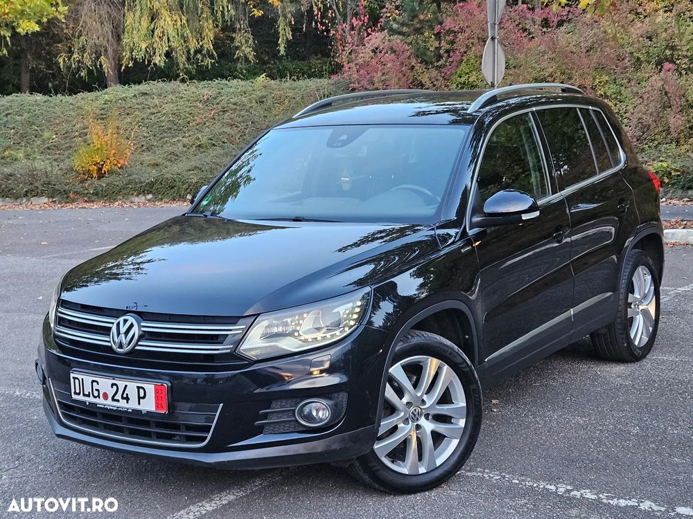 Volkswagen Tiguan - 1