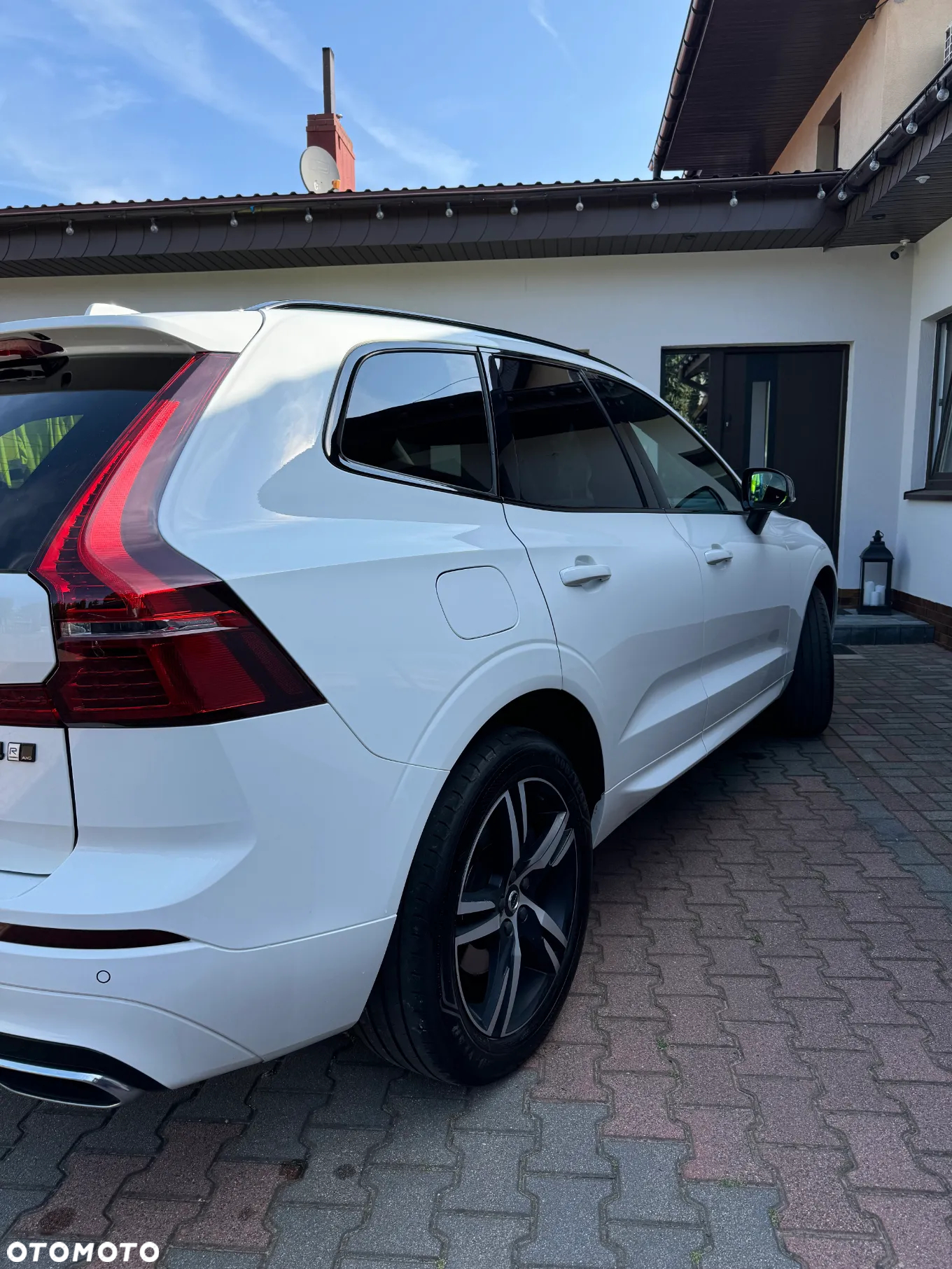 Volvo XC 60 B4 D AWD R-Design - 8
