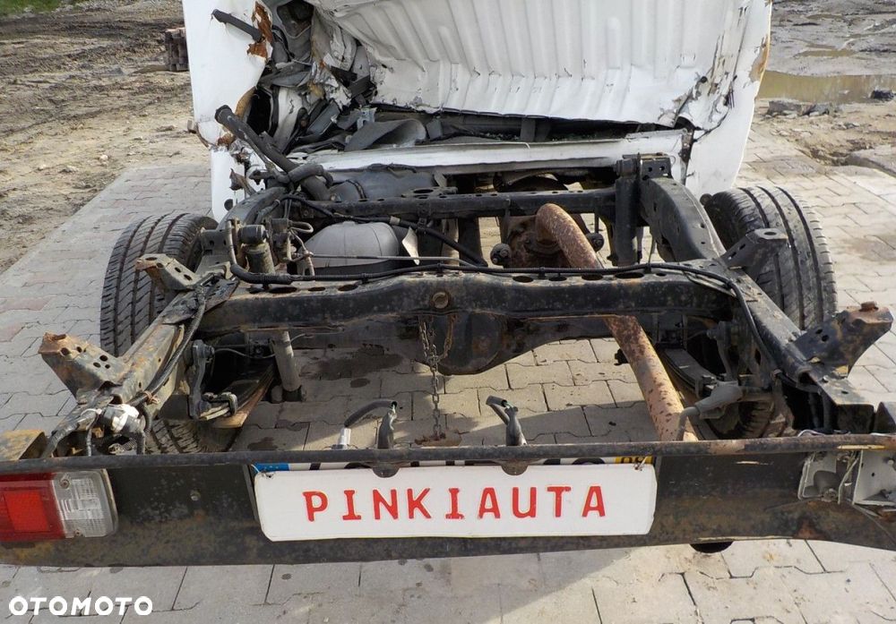 Toyota Hilux - 15