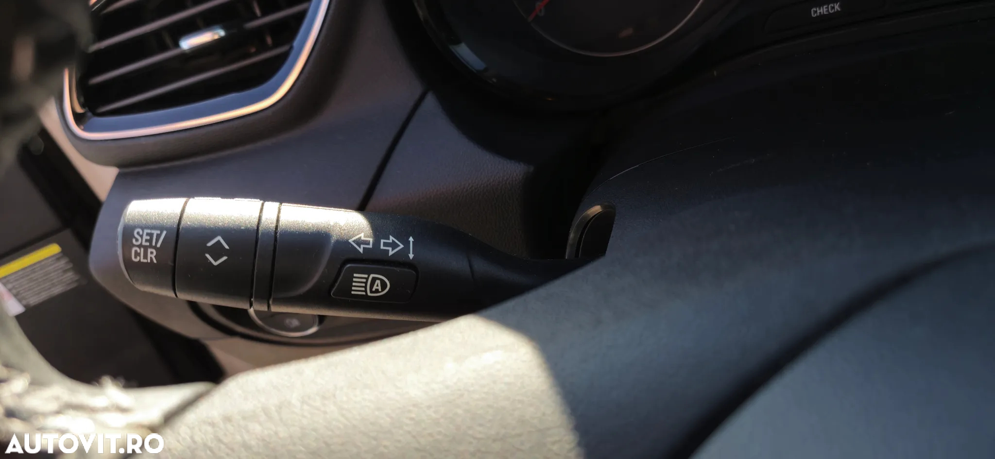Opel Grandland X 1.2 Start/Stop Automatik Business Edition - 9