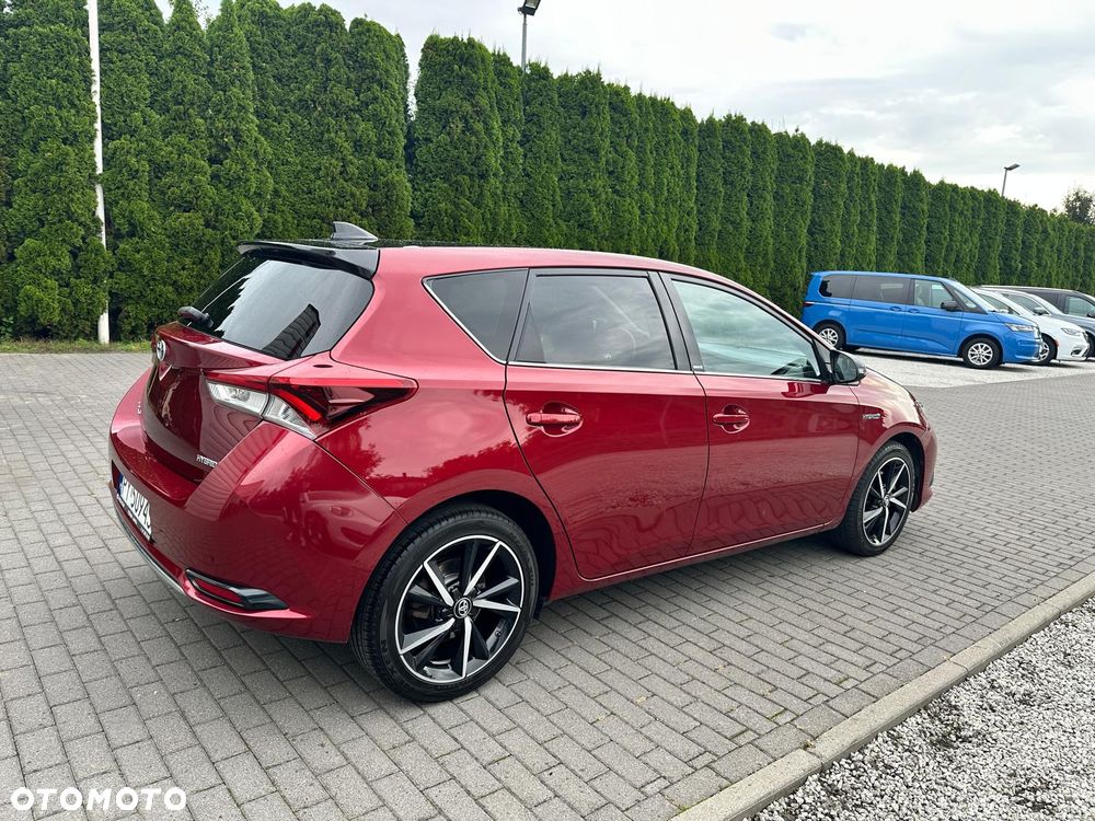 Toyota Auris - 4
