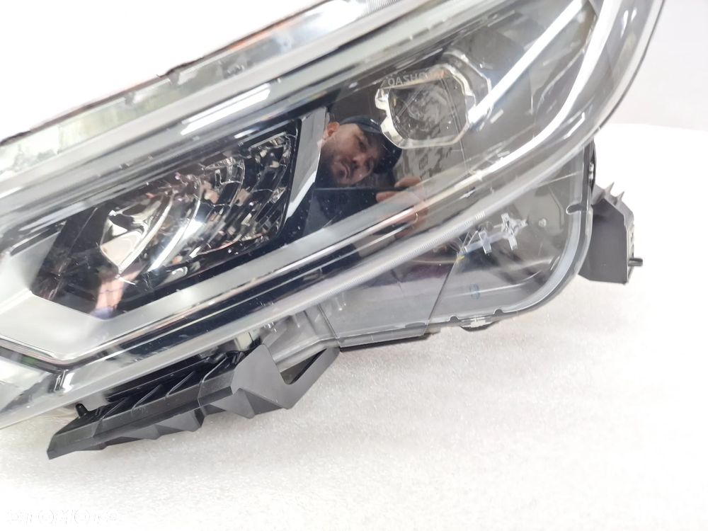 NISSAN QASHQAI II J11 LIFT 17- LEWA LAMPA PRZEDNIA PRZÓD FULL LED , NR KOITO 100-19011 / KOITO 100-19012 , NR AUKCJI LA395 - 14