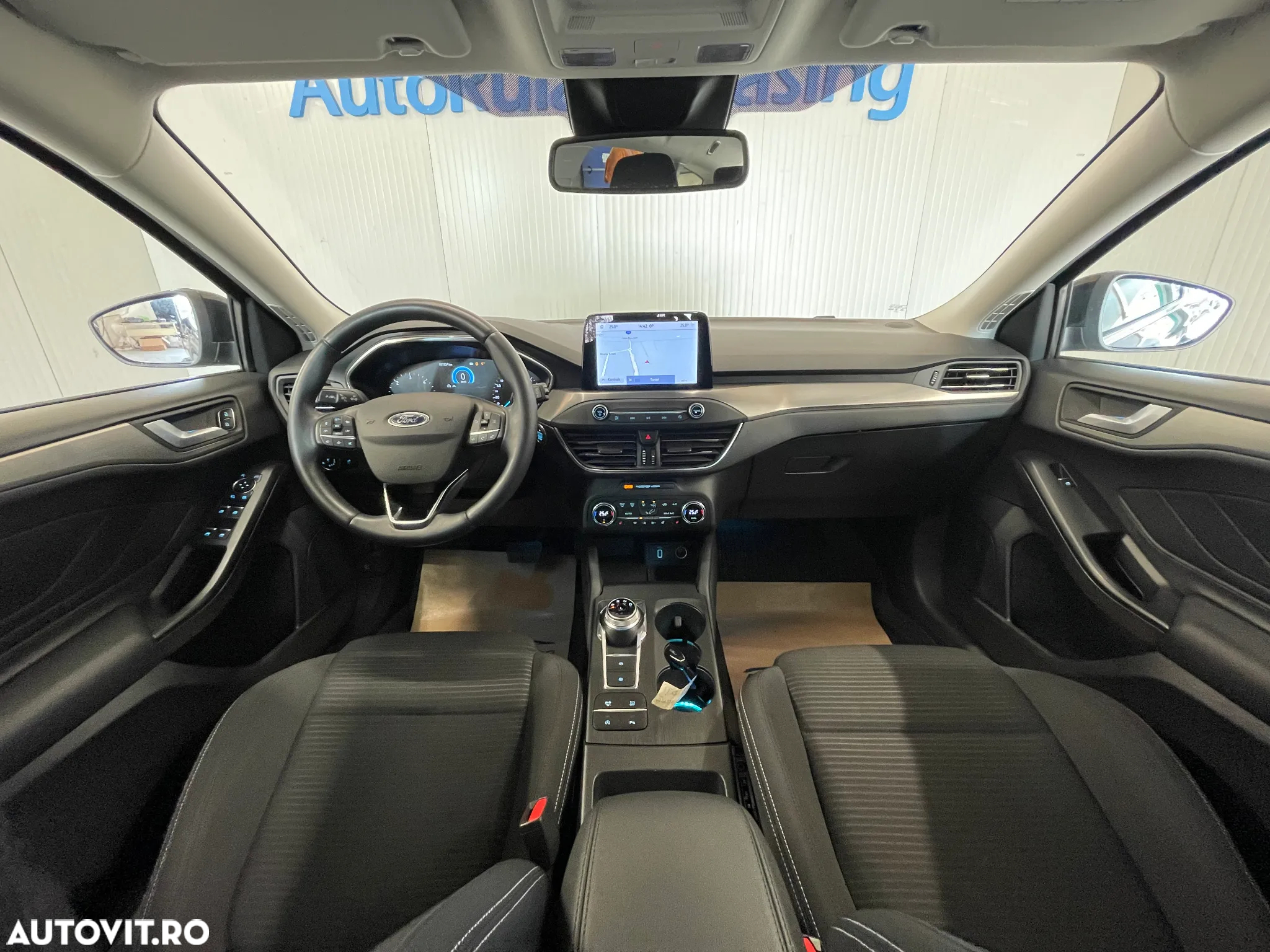 Ford Focus Turnier 2.0 EcoBlue Start-Stopp-System Aut. TITANIUM - 7