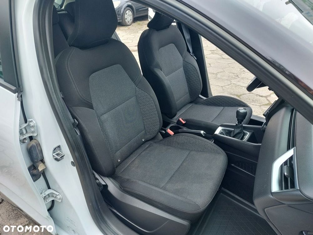 Renault Clio - 19