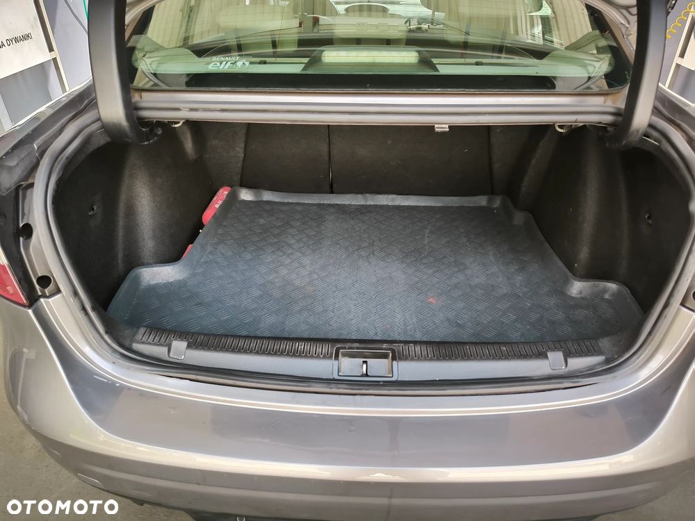 Renault Fluence - 9