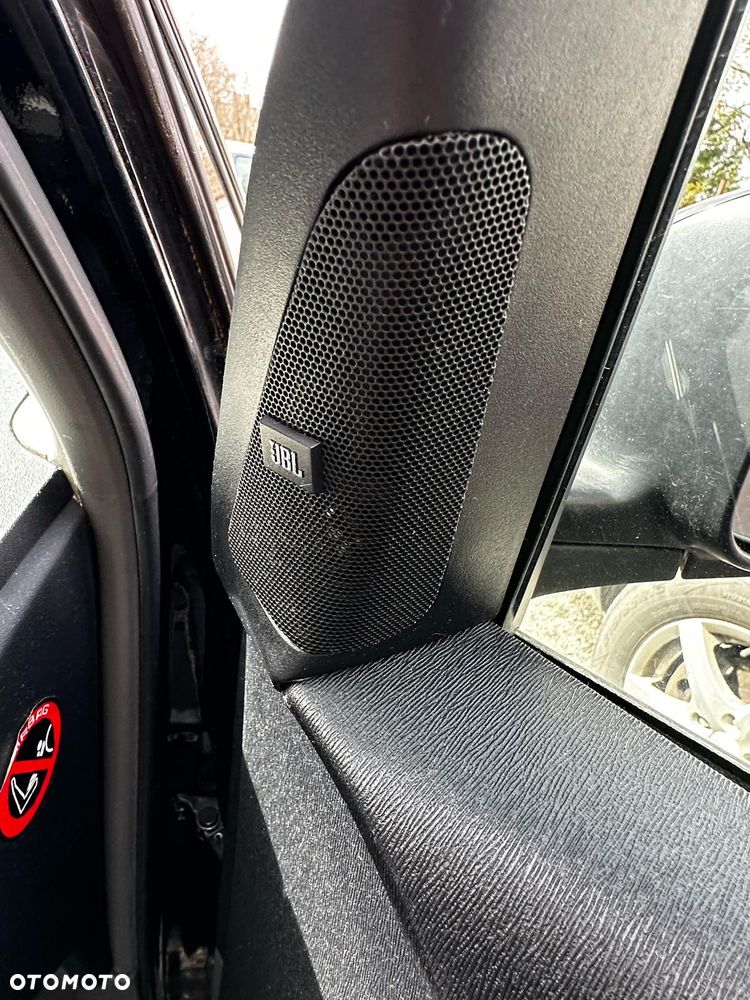 Toyota Prius 1.5 VVT-i Prestige - 4