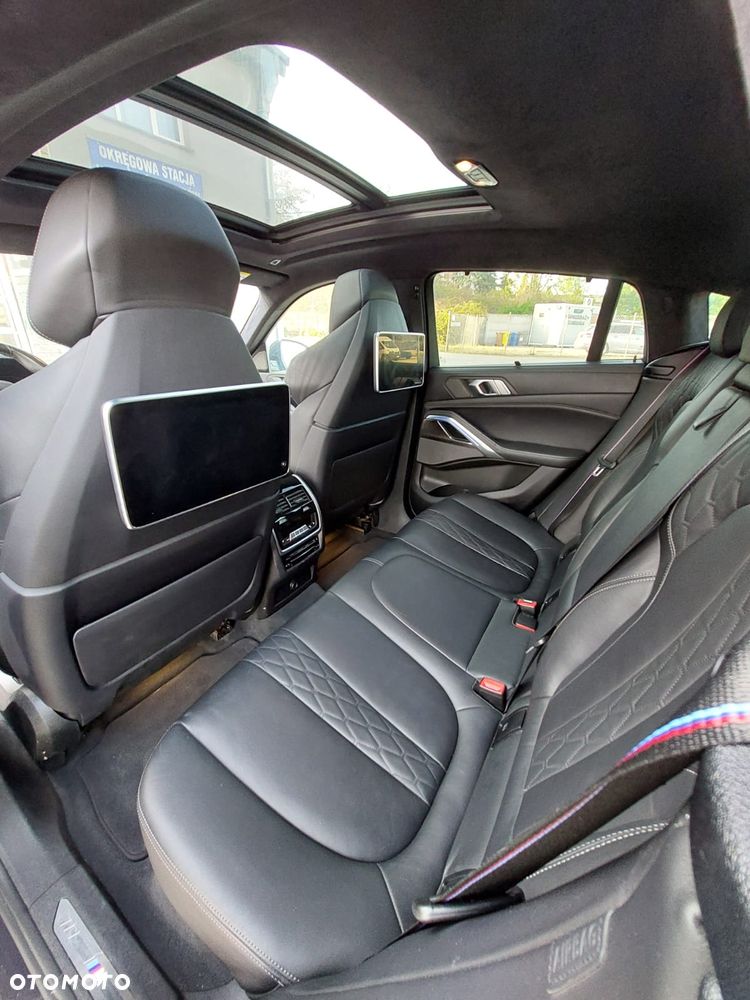 BMW X6M - 13