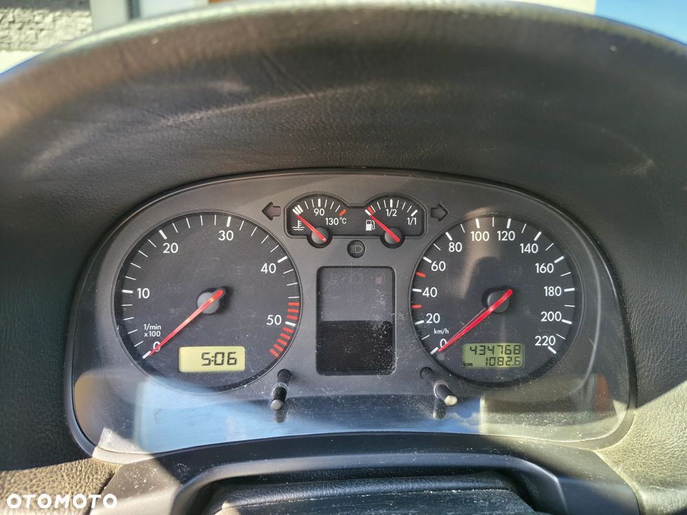 Volkswagen Golf 1.9 TDI Trendline - 7