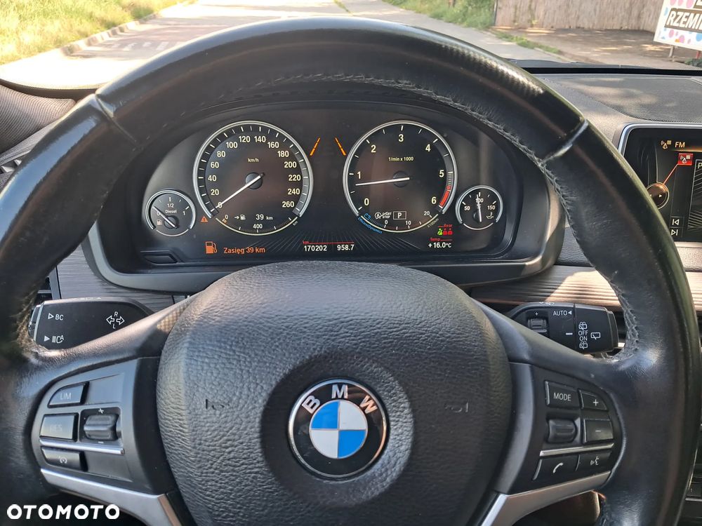BMW X5 xDrive30d - 27
