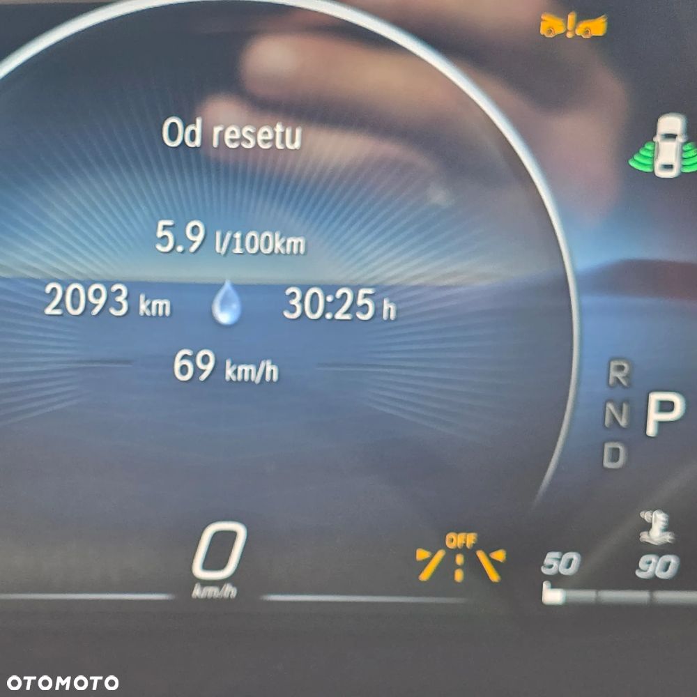 Mercedes-Benz CLA - 25