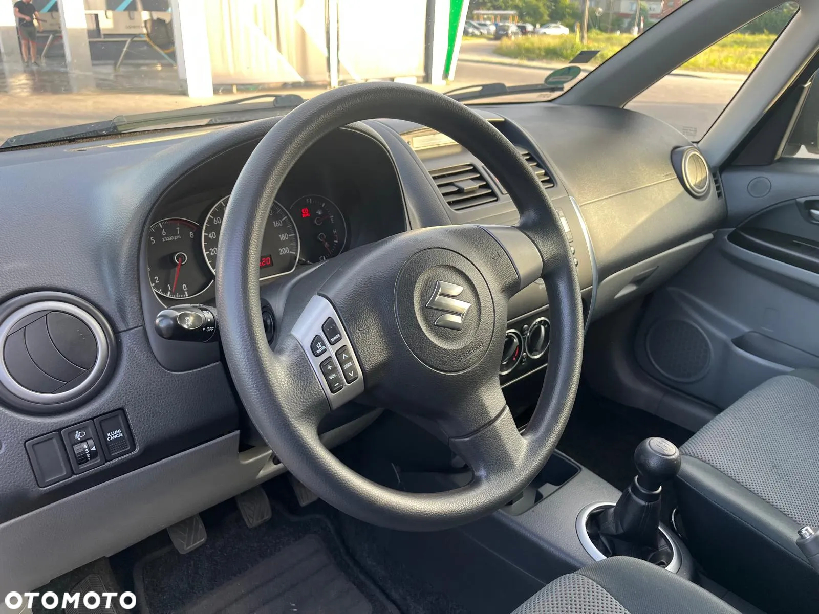 Suzuki SX4 1.6 GLX / Comfort - 13