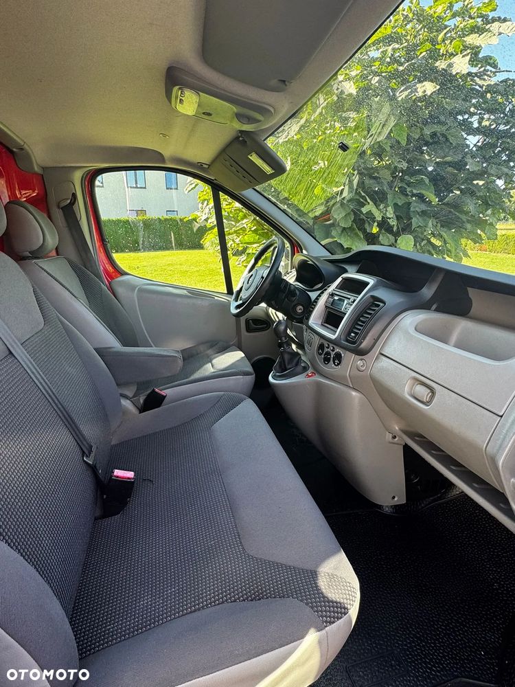 Opel Vivaro - 18