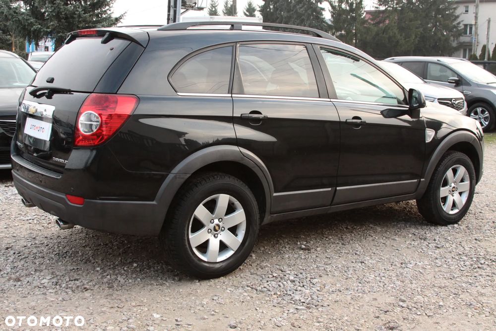 Chevrolet Captiva 2.0 2WD 7 Sitzer LS Family Edition - 12