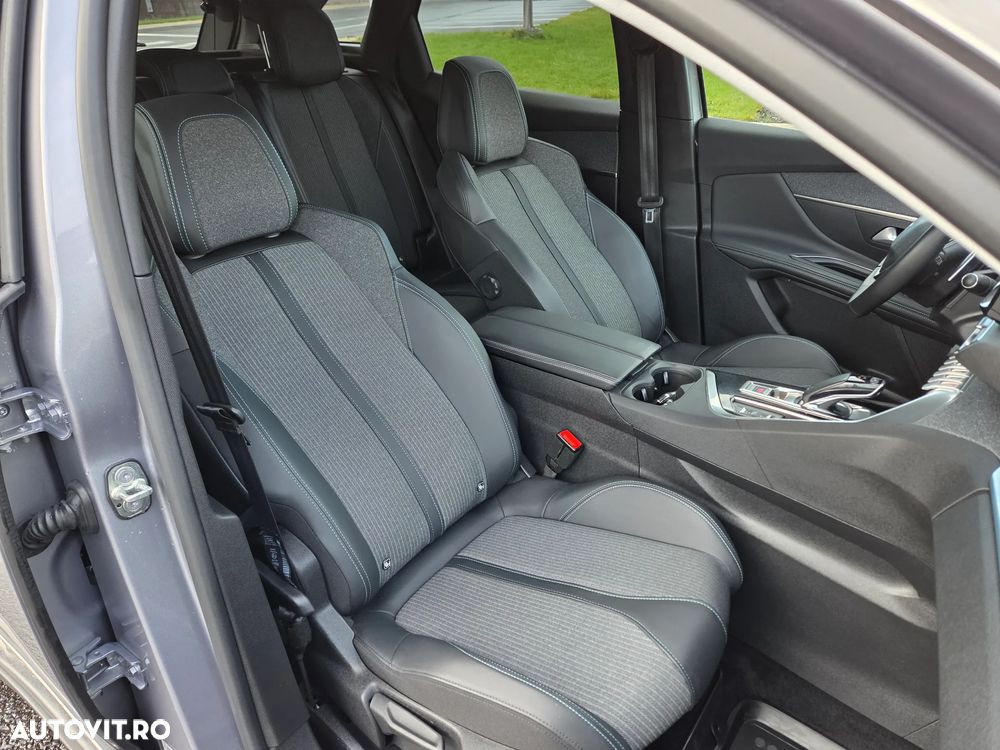 Peugeot 3008 PureTech 130 Stop & Start GPF EAT8 Allure - 28