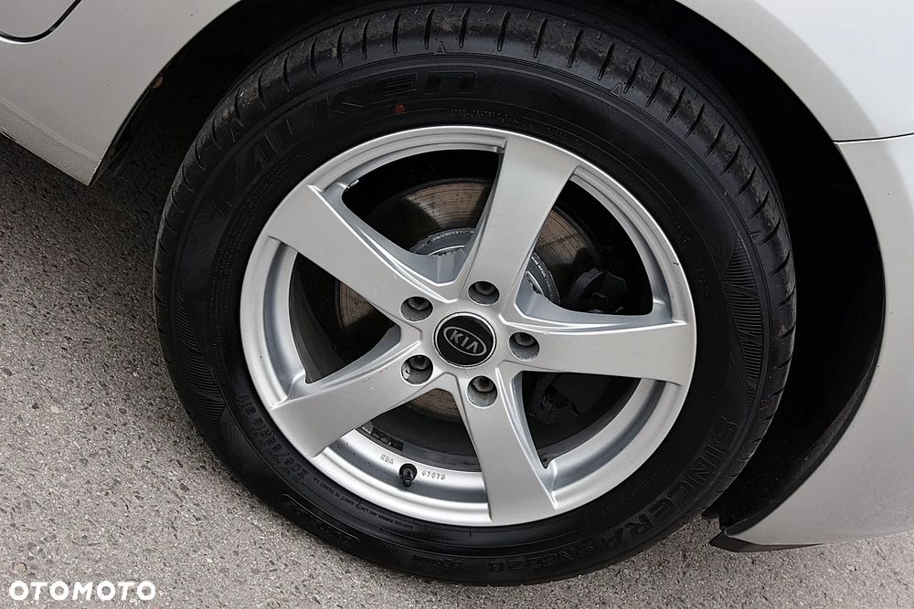 Kia Venga 1.6 M - 36