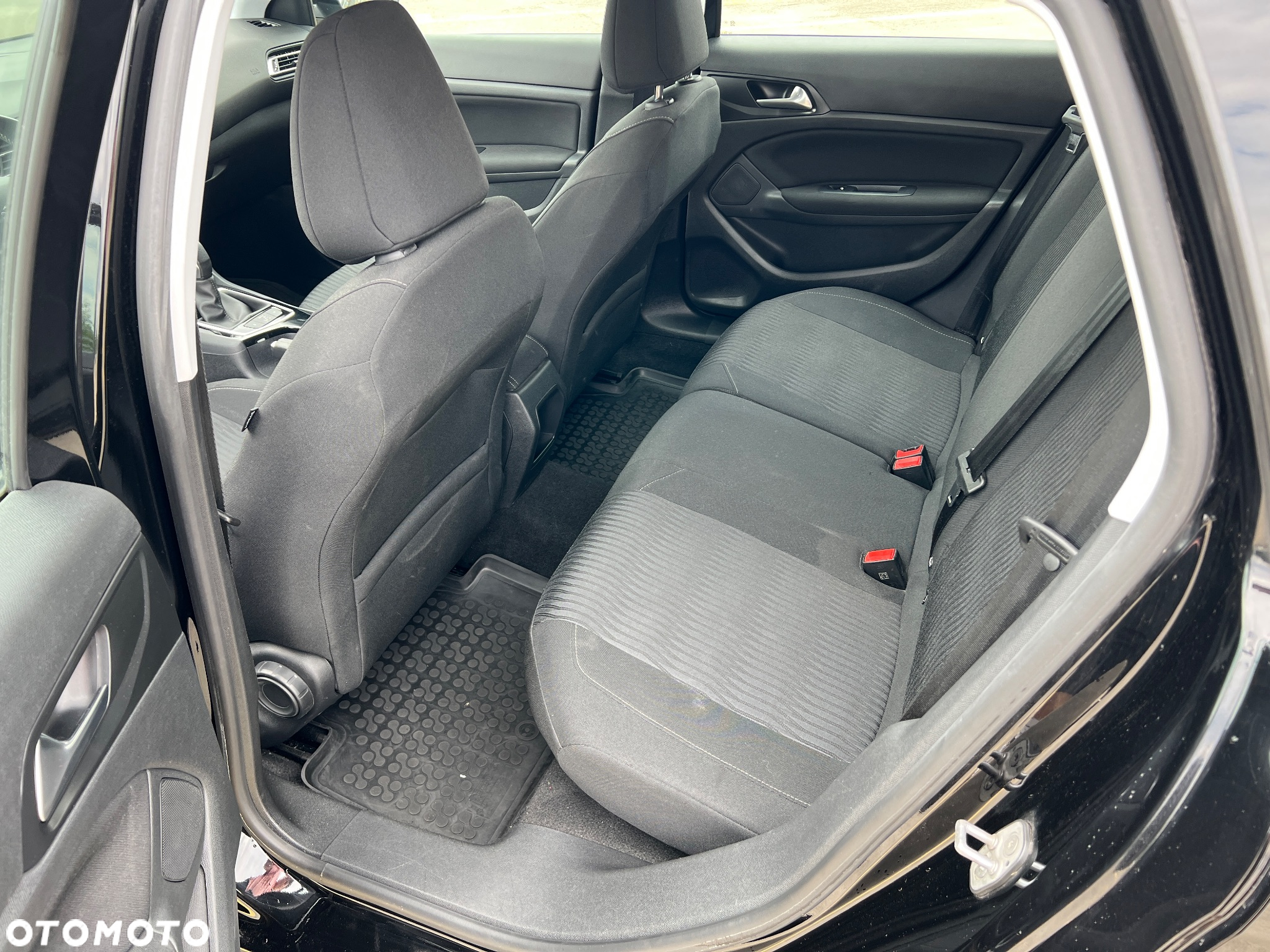 Peugeot 308 SW 1.6 BlueHDi Active S&S - 14