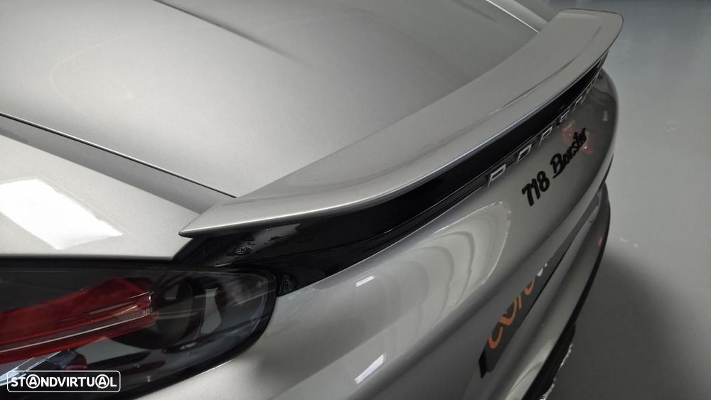 Porsche 718 Boxster 2.0 T PDK - 24