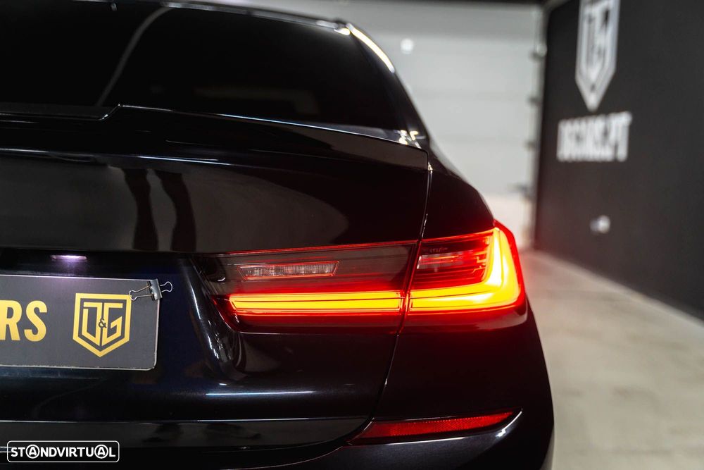 BMW 320 d Pack M Auto - 25