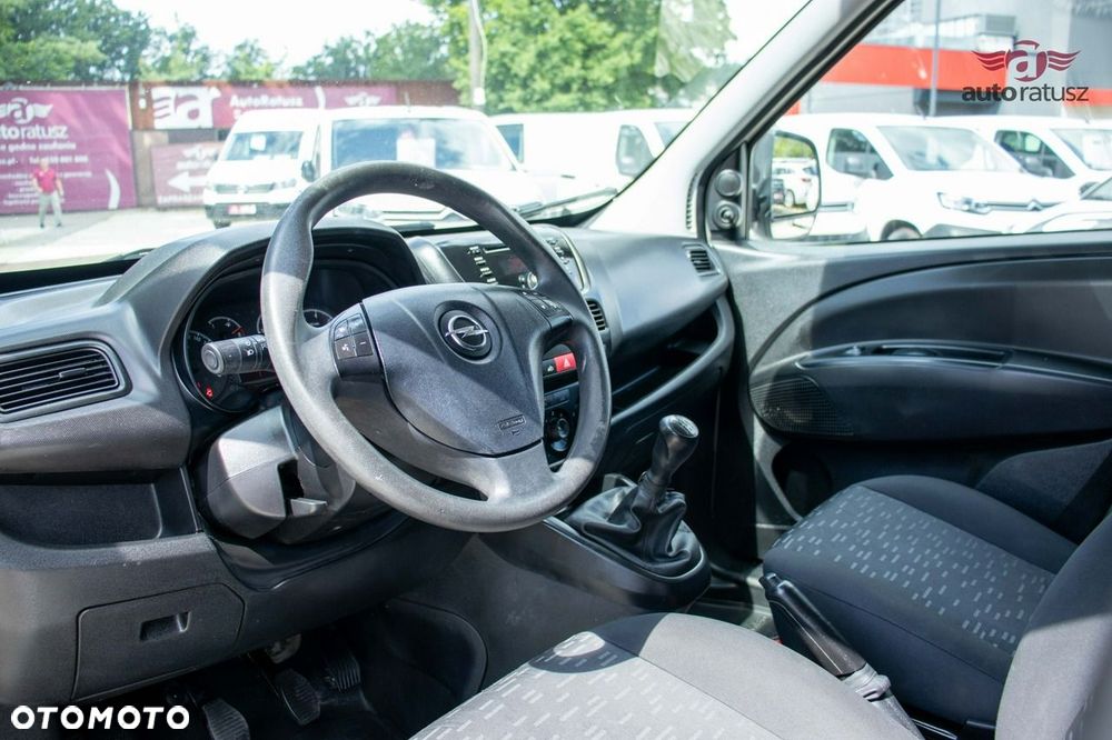 Opel Combo - 20