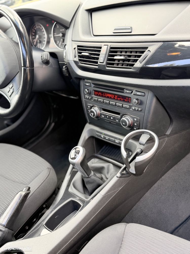 BMW X1 18 d sDrive - 16