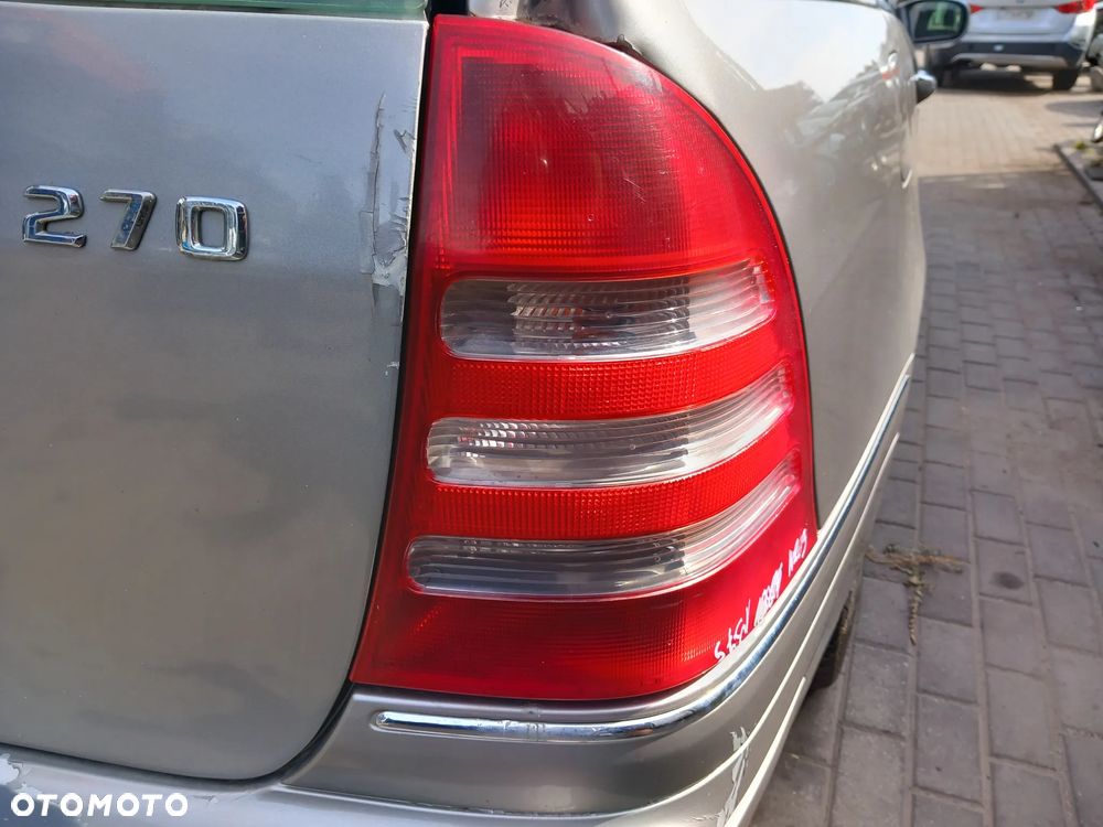 MERCEDES W203 C-KLASA LAMPA PRAWA TYLNA PRAWY TYŁ KOMBI