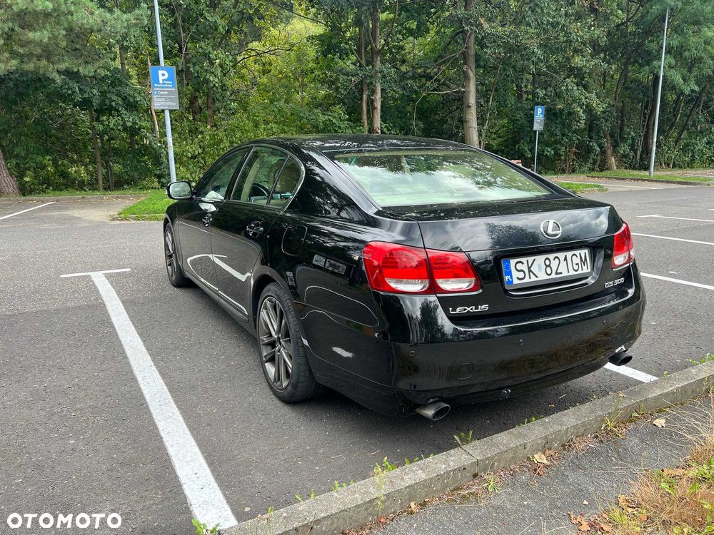 Lexus GS - 3