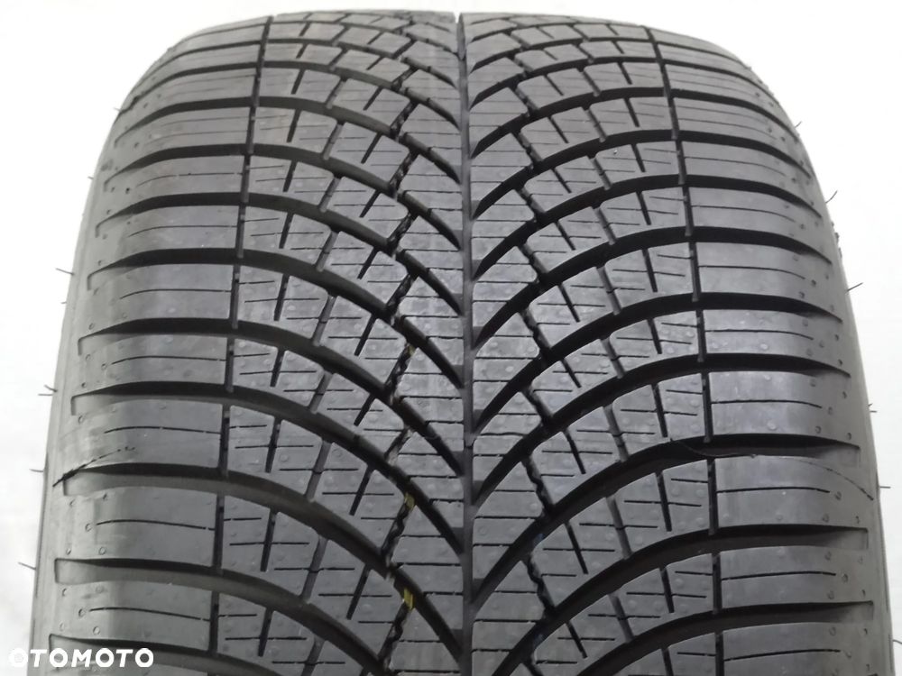 225/45R18 GOODYEAR VECTOR 4SEASONS G3 , 7,7mm 2025r B5166