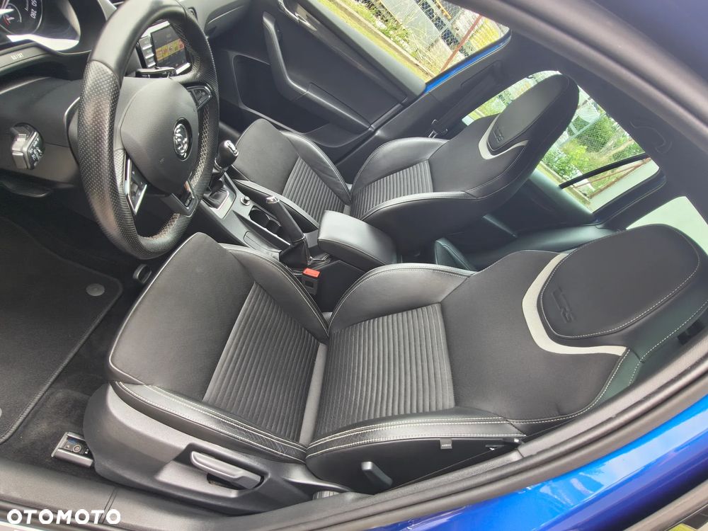 Skoda Octavia 2.0 TDI (Green tec) RS - 17