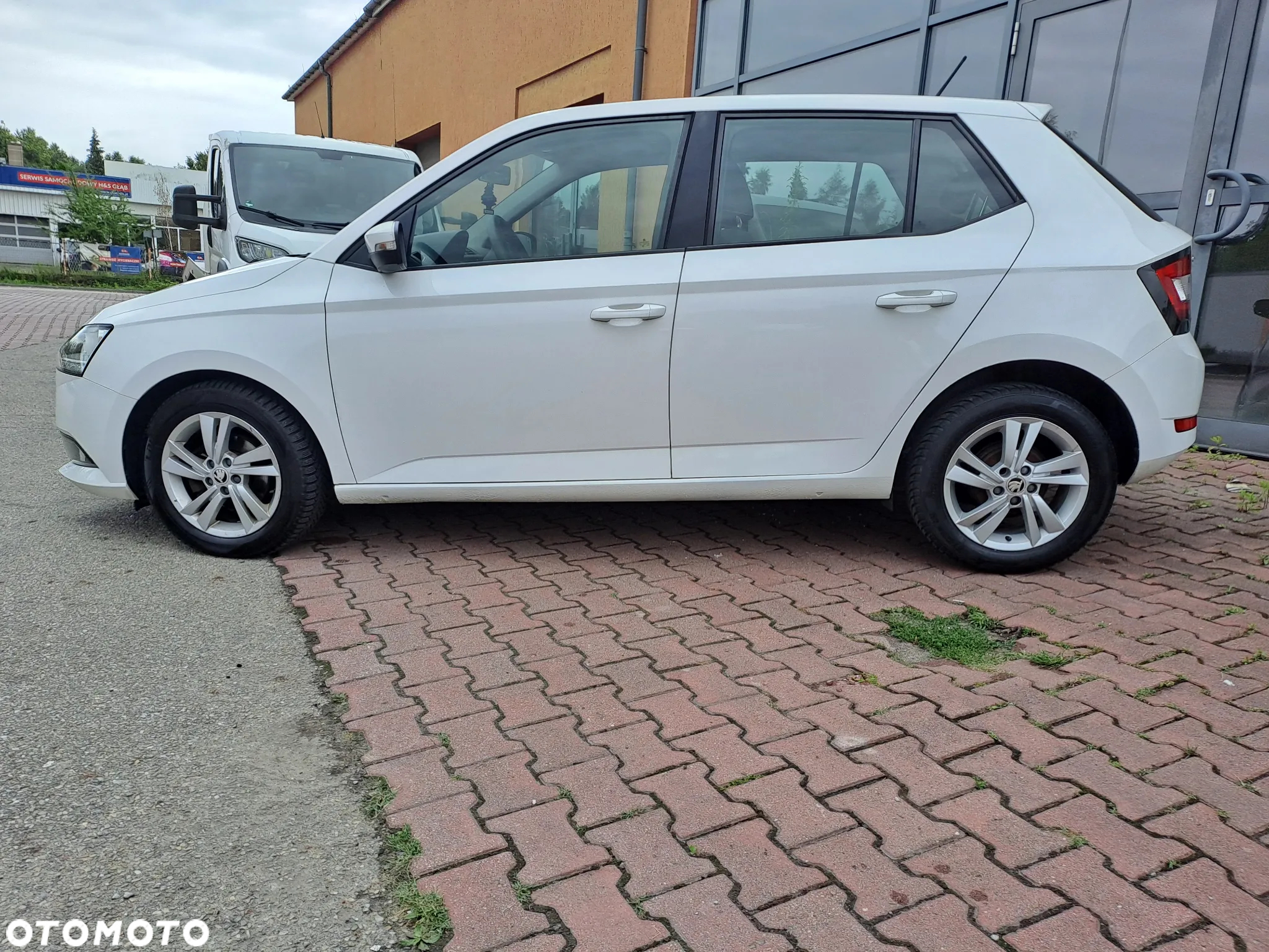Skoda Fabia - 10