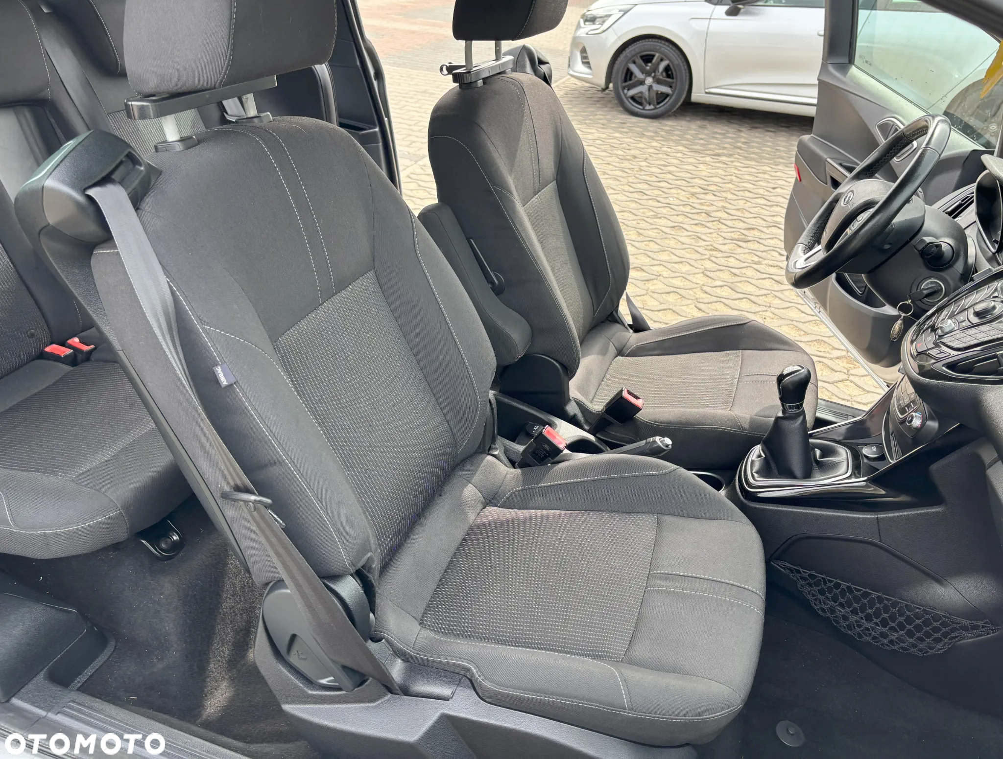 Ford B-MAX 1.6 TDCi SYNC Edition - 23