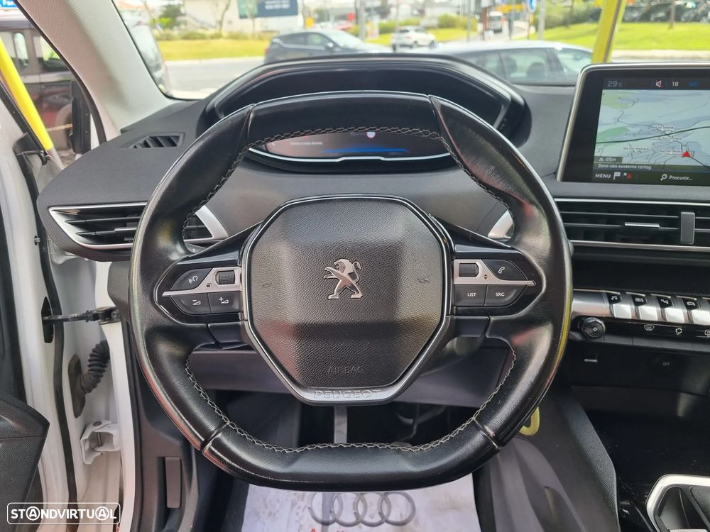 Peugeot 3008 PureTech 130 Stop & Start GPF Active - 18