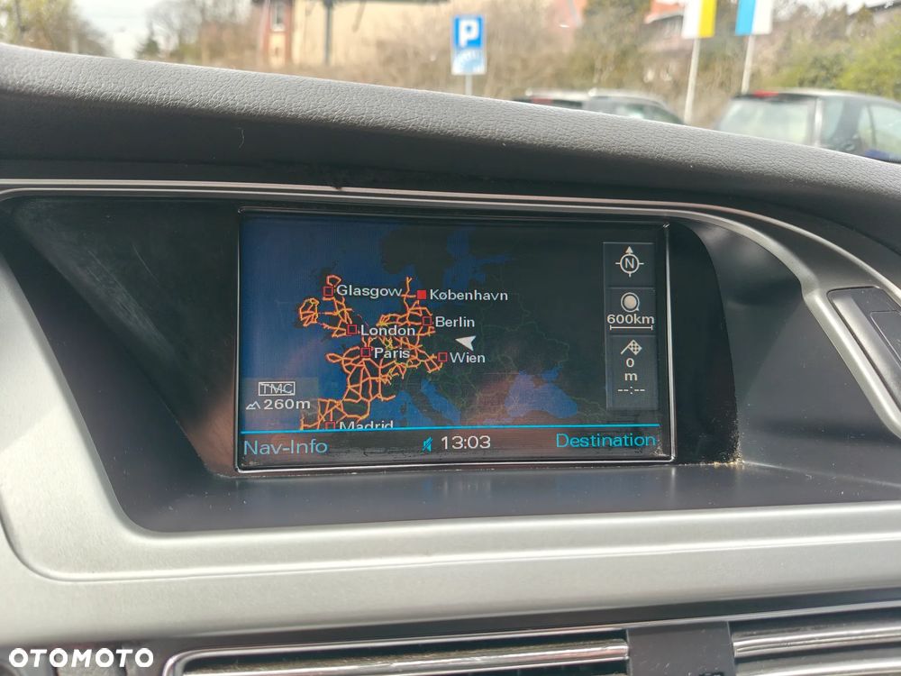 Audi A4 Avant 2.0 TFSI Attraction - 25